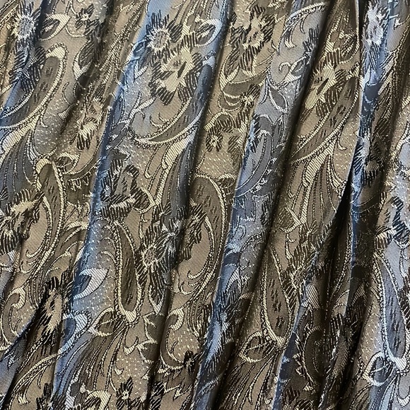 Scarf - Picture 2 of 3